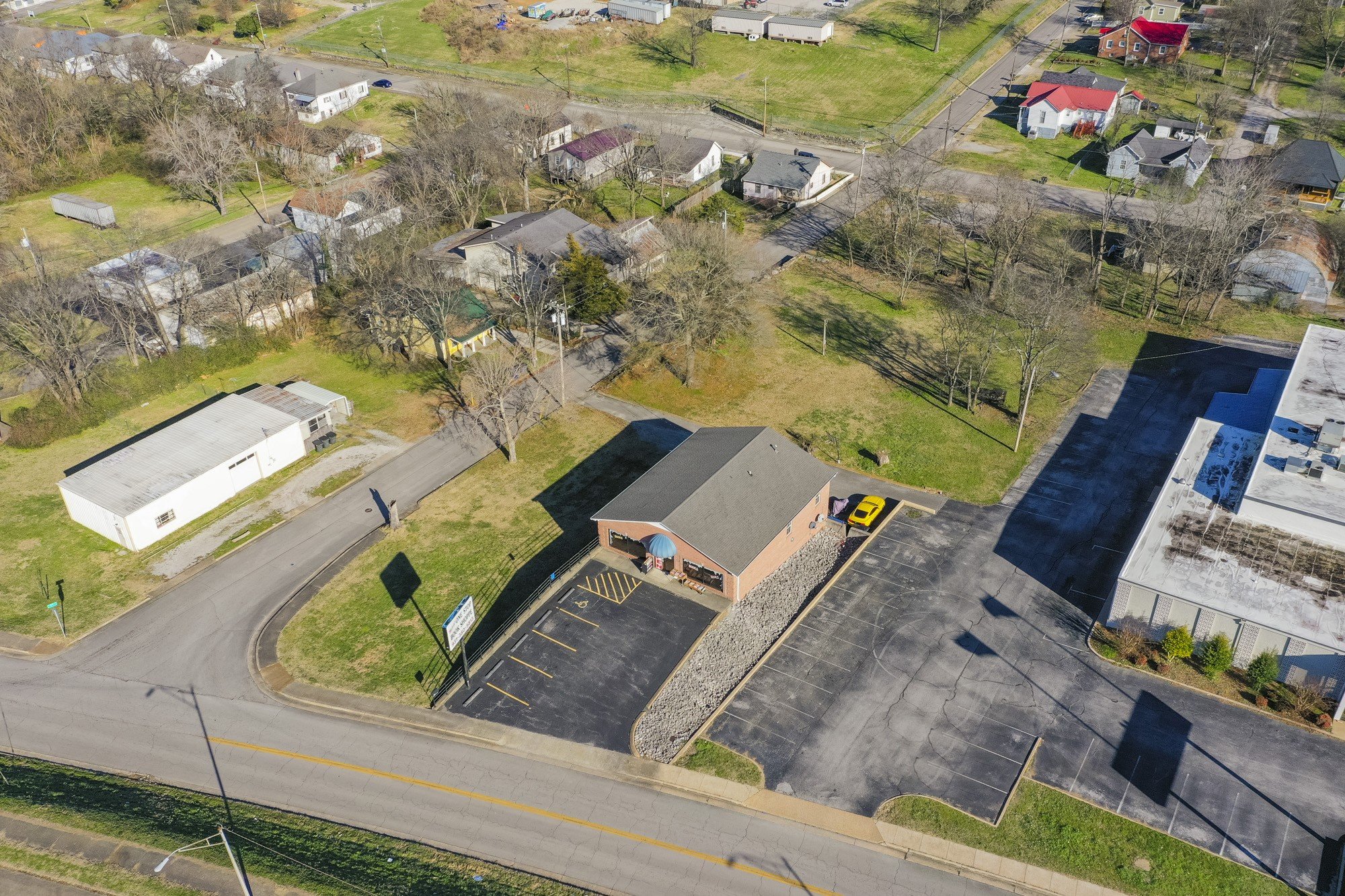 1113 S Main St, Columbia, TN  38401