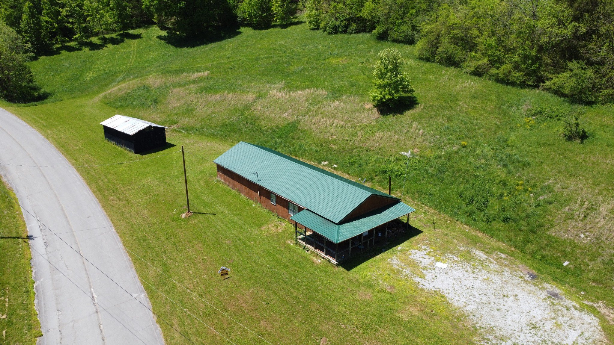 1450 Highway 64, Pulaski, TN  38478