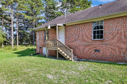 121 Joe Ave, Hohenwald, TN  38462