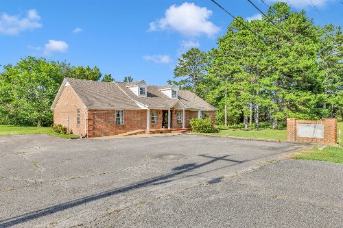 121 Joe Ave, Hohenwald, TN  38462