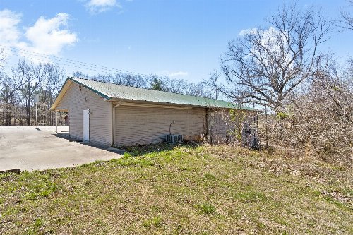 1225 Spring Street, Dover, TN  37058