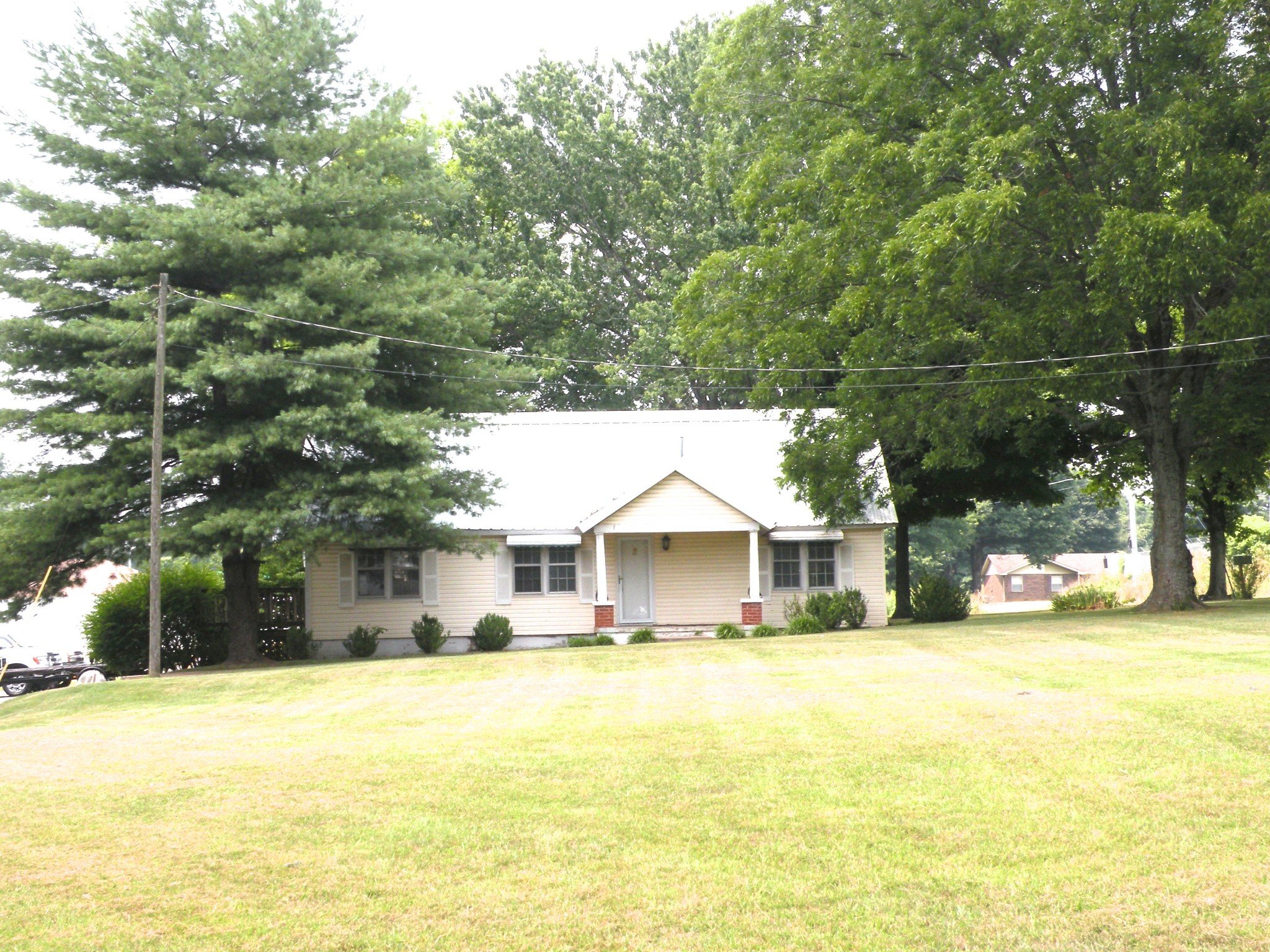 1001 Swamp Rd, Portland, TN  37148