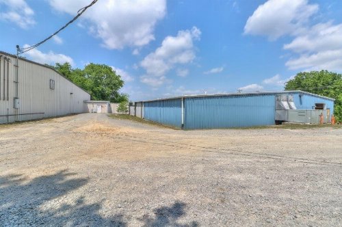 710 Blue Ribbon Parkway, Shelbyville, TN  37160