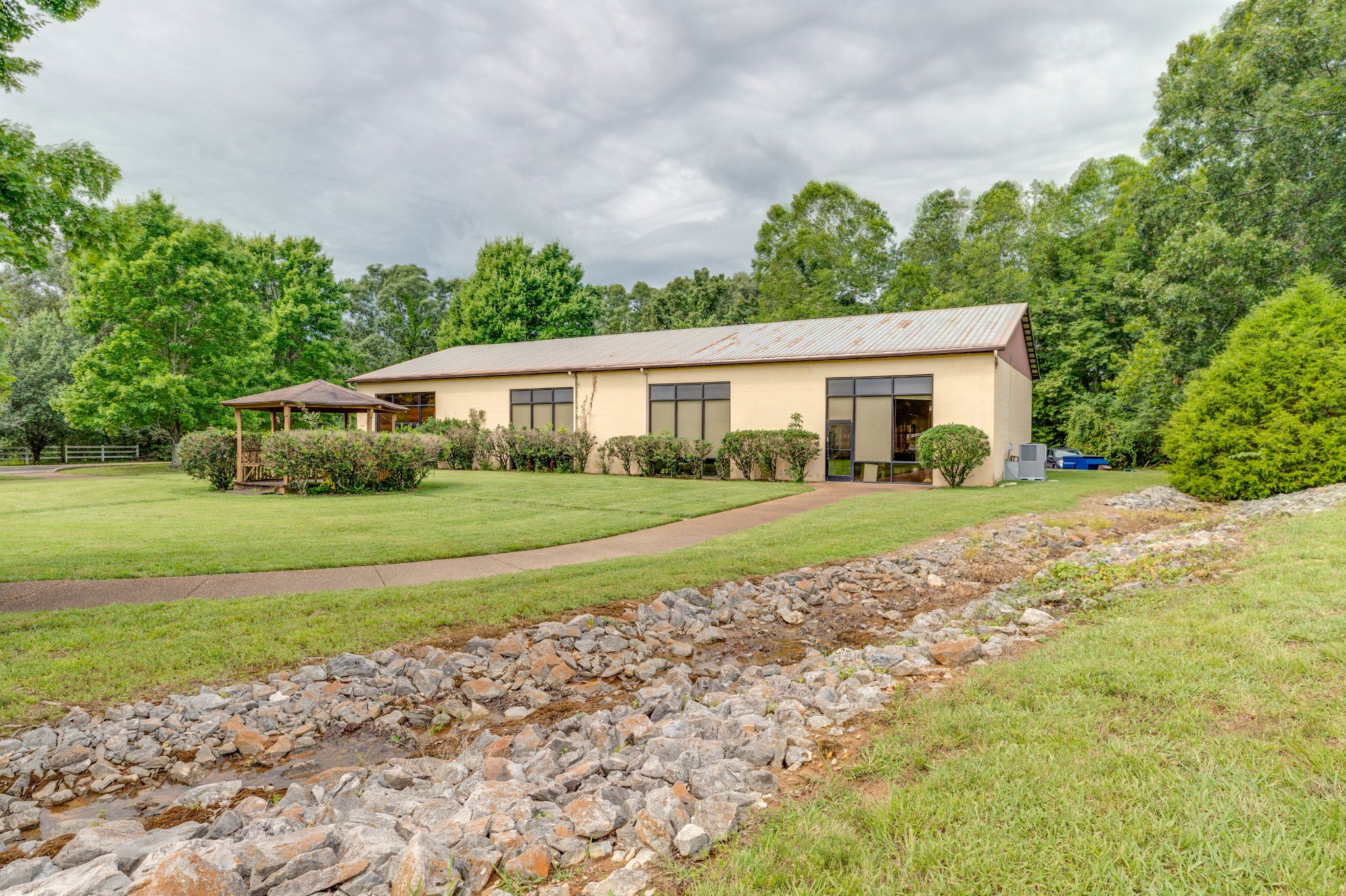 2654 Highway 46, Dickson, TN  37055