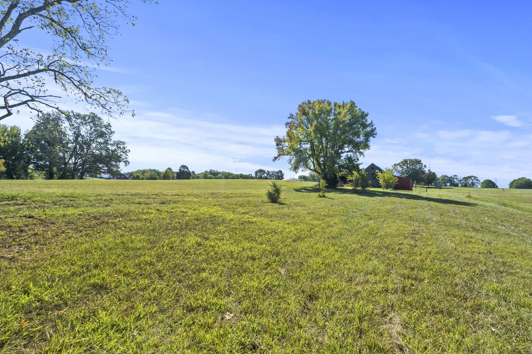 6816 Bethel Rd, Greenbrier, TN  37073