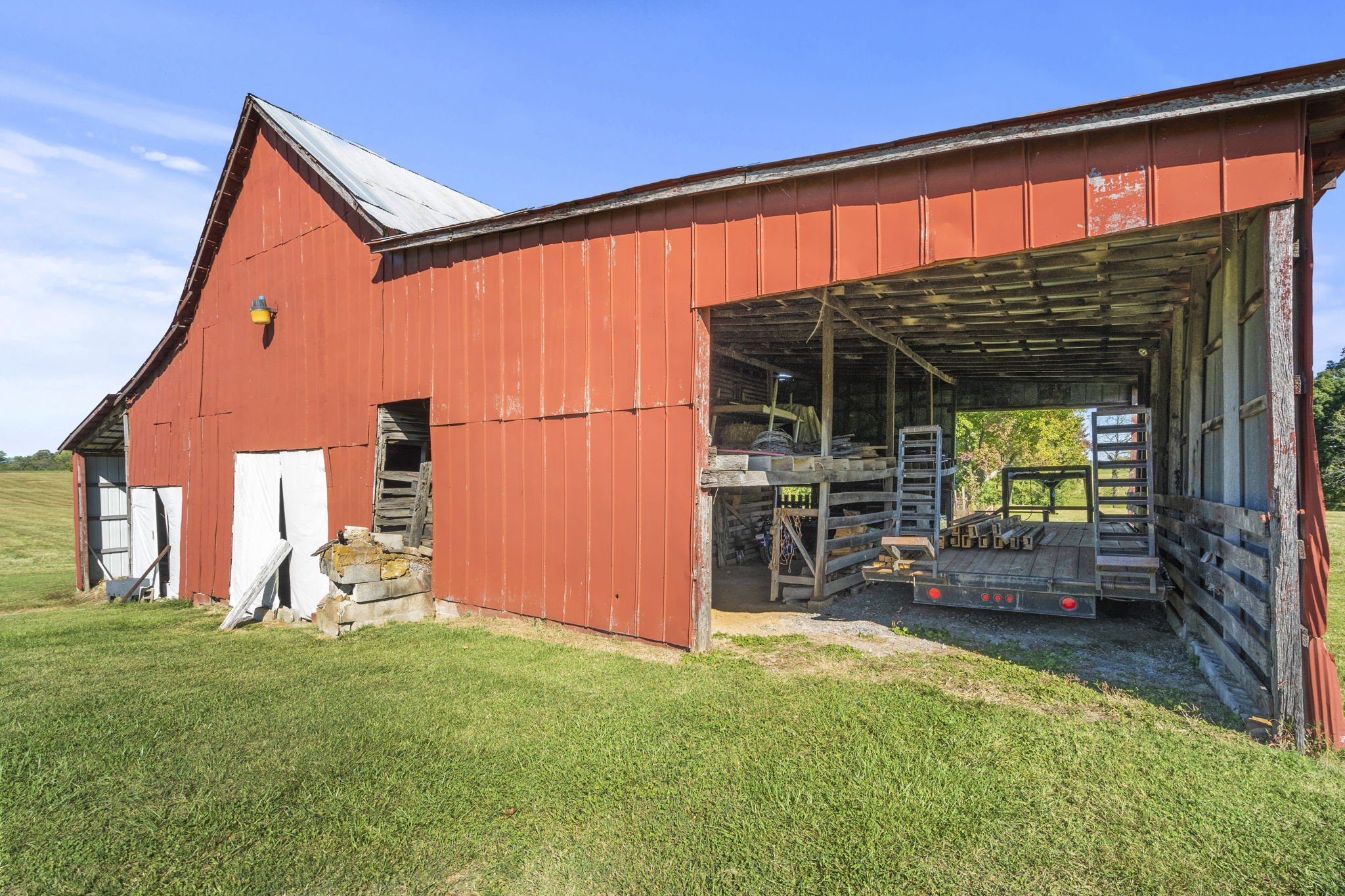 6816 Bethel Rd, Greenbrier, TN  37073