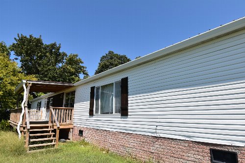 11970 Crooked Creek Rd, Lobelville, TN  37097