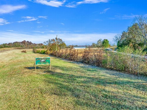 235 Dancing Eagle Lane, Clifton, TN  38425