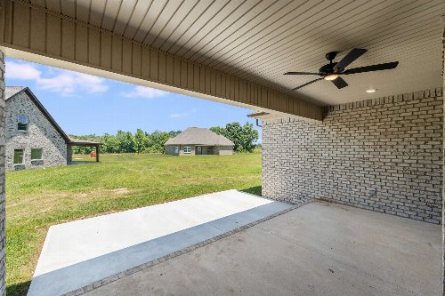 340 Doak Rd, Manchester, TN  37355