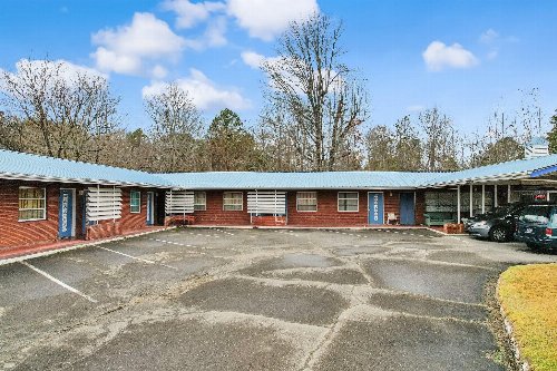 324 N Tennessee Ave, Etowah, TN  37331