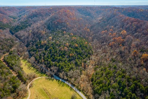 Doe Creek LN, Gainesboro, TN  38562