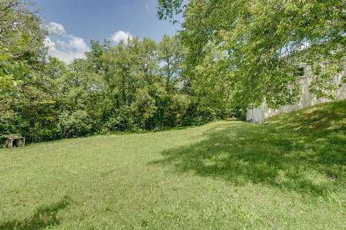 7330 Charlotte Pike, Nashville, TN  37209