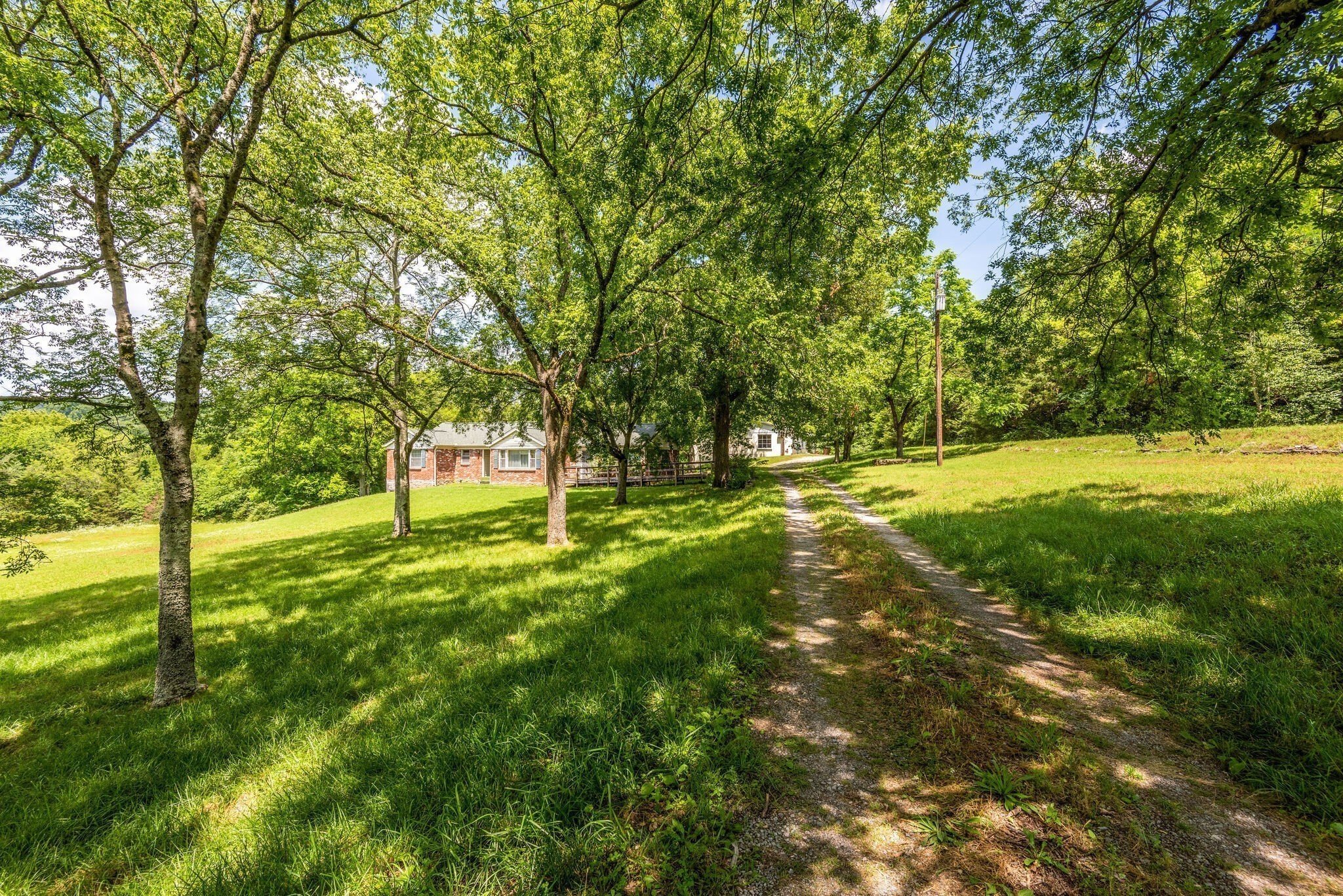 7330 Charlotte Pike, Nashville, TN  37209