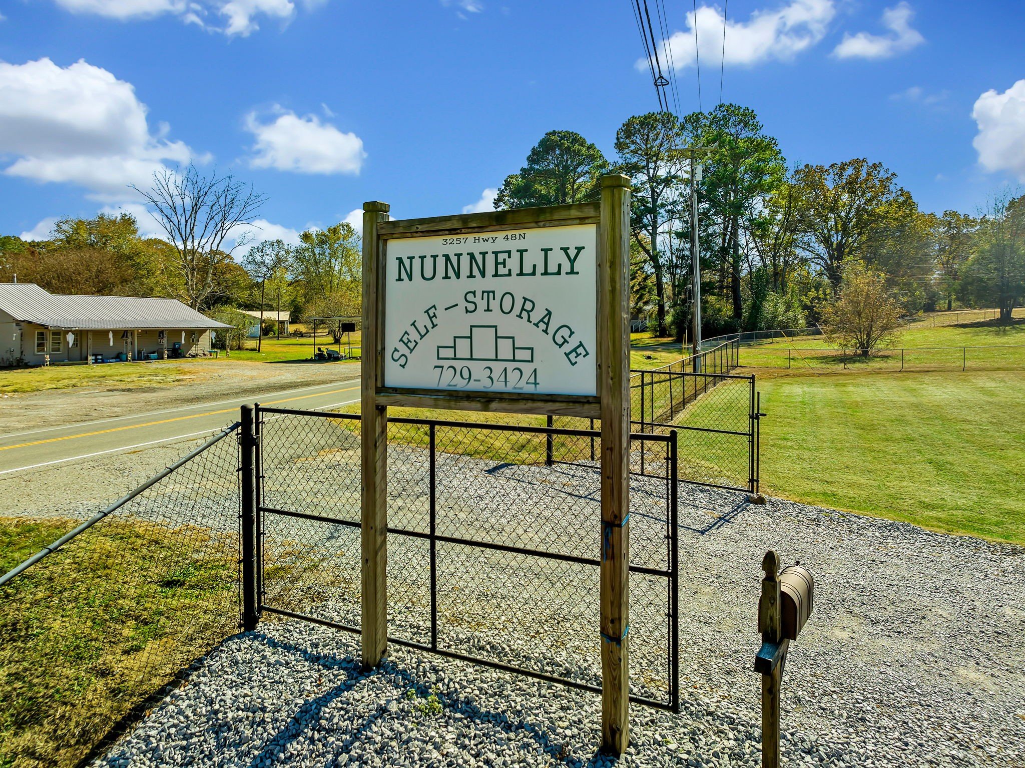 3257 Highway 48, Nunnelly, TN  37137