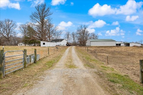 321 Bellview Rd, Waverly, TN  37185