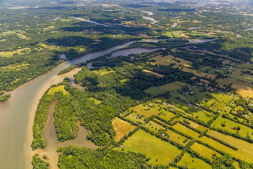 Cairo Bend Road, Lebanon, TN  37087