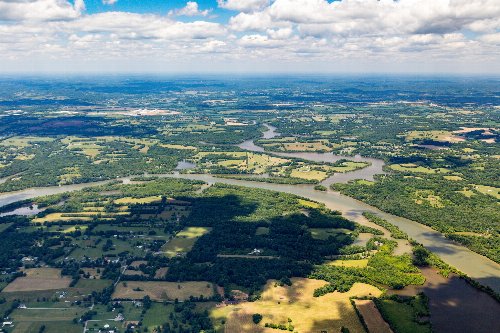 Cairo Bend Road, Lebanon, TN  37087