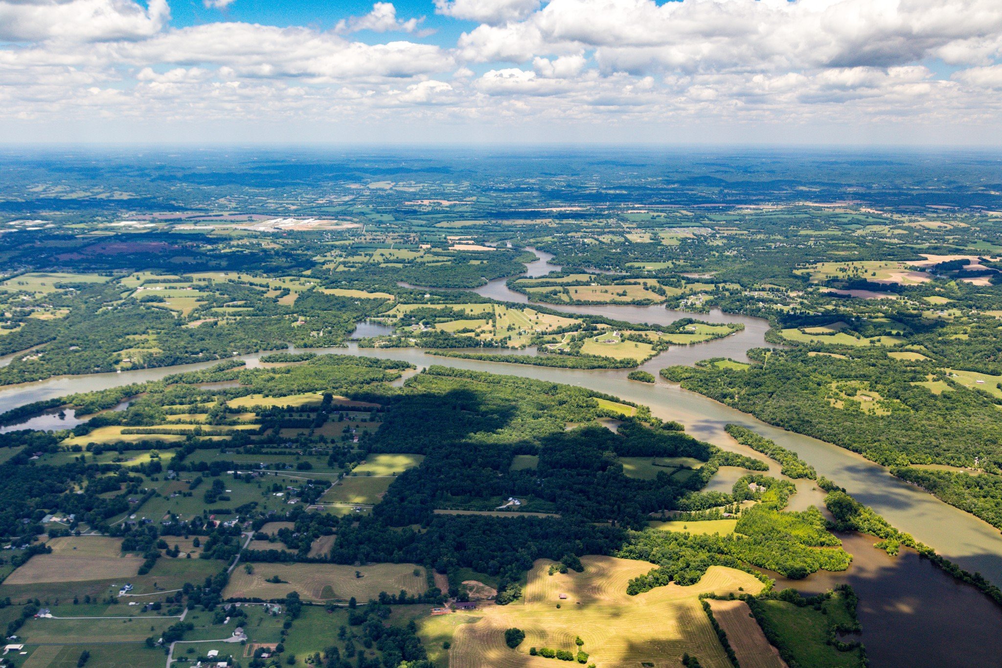 Cairo Bend Road, Lebanon, TN  37087