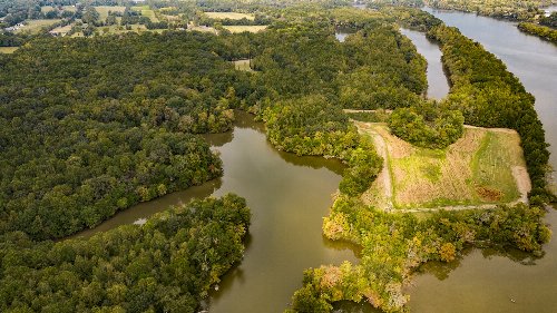 Cairo Bend Road, Lebanon, TN  37087