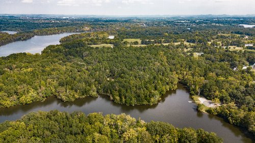 Cairo Bend Road, Lebanon, TN  37087