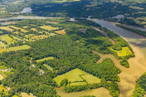 Cairo Bend Road, Lebanon, TN  37087