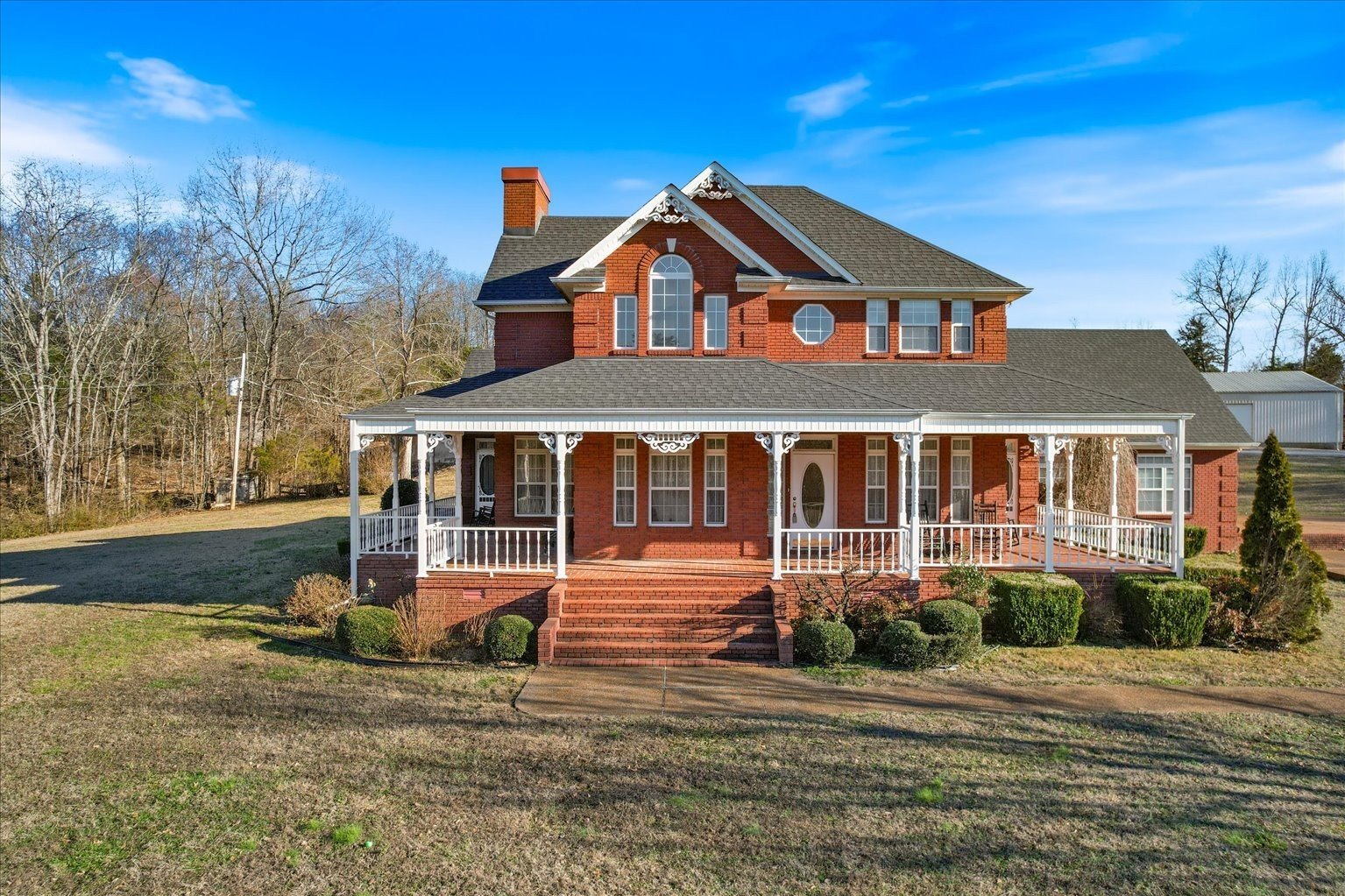 3160 Tom Holt Rd, Clifton, TN  38425