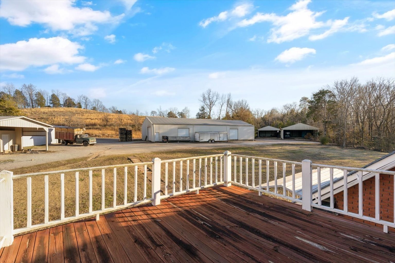 3160 Tom Holt Rd, Clifton, TN  38425