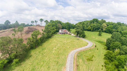 17 Stevenson Road, Fayetteville, TN  37334