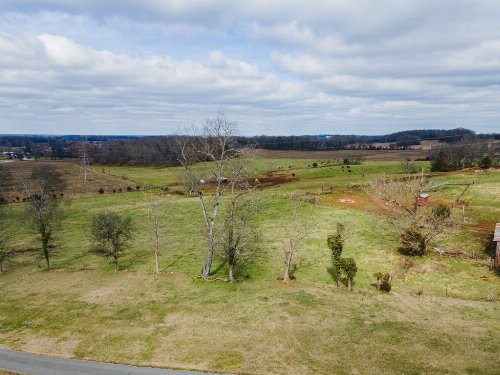 Old Alto Road, Decherd, TN  37324