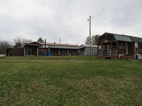 5497 S Grundy Quarles Hwy, Bloomington Springs, TN  38545