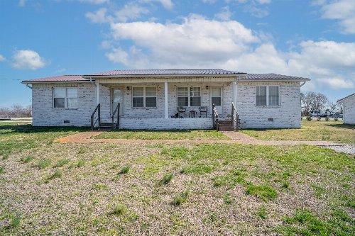 58 Lambs Ferry Rd, Leoma, TN  38468