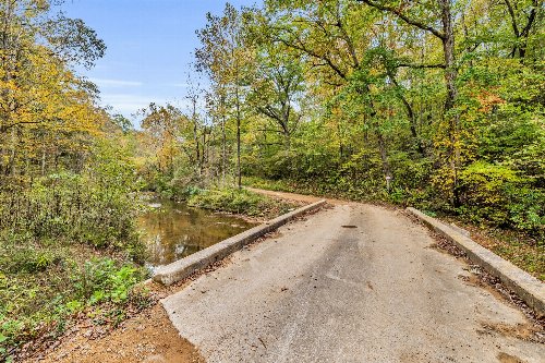 Bear Creek Rd, Bon Aqua, TN  37025