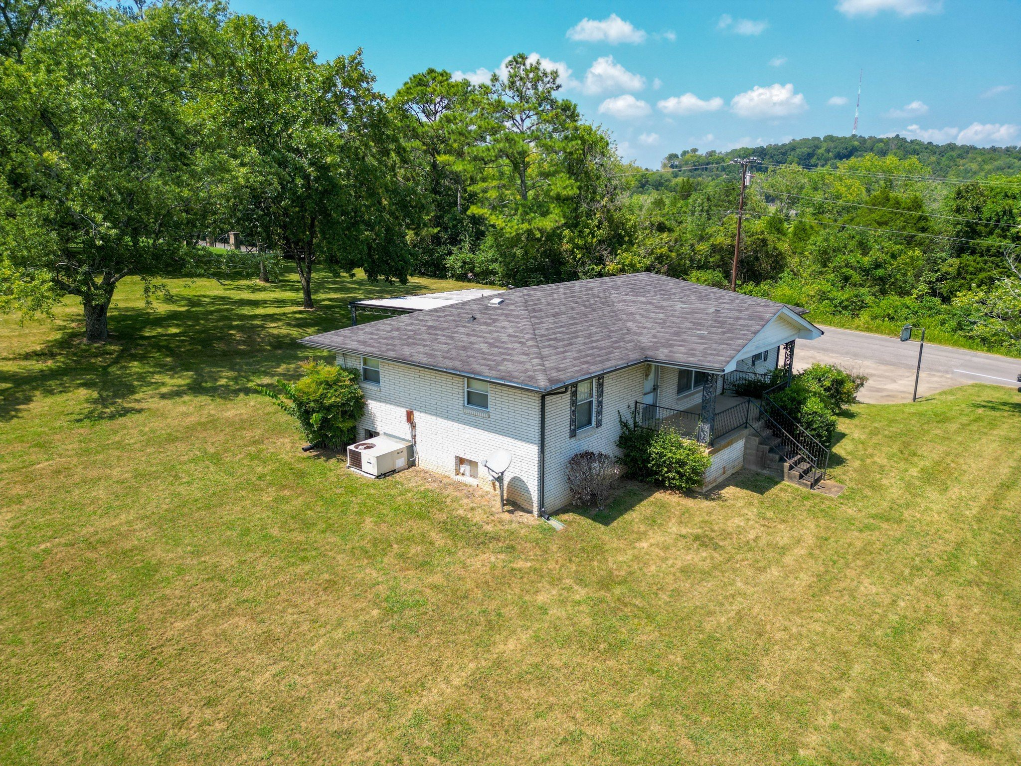 1285 Lowes Lane, Goodlettsville, TN  37072