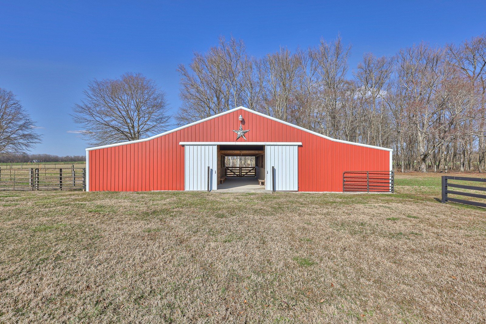 328 Logan Chapel Rd, Hillsboro, TN  37342