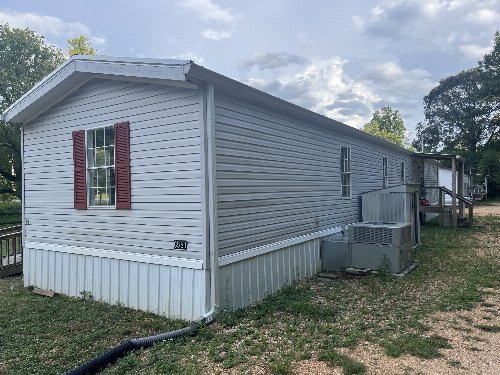 6521 Highway 13, Waverly, TN  37185