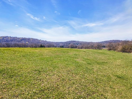 Globe Road, Lewisburg, TN  37091