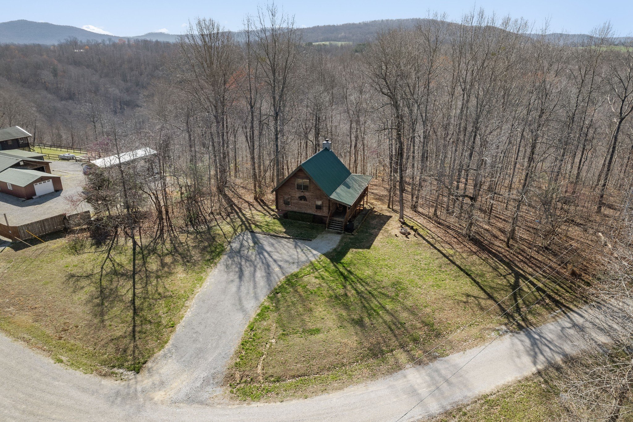 1093 Boles Beaty Rd, Alpine, TN  38543