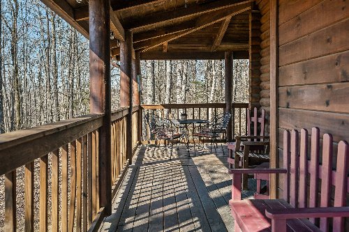 1093 Boles Beaty Rd, Alpine, TN  38543