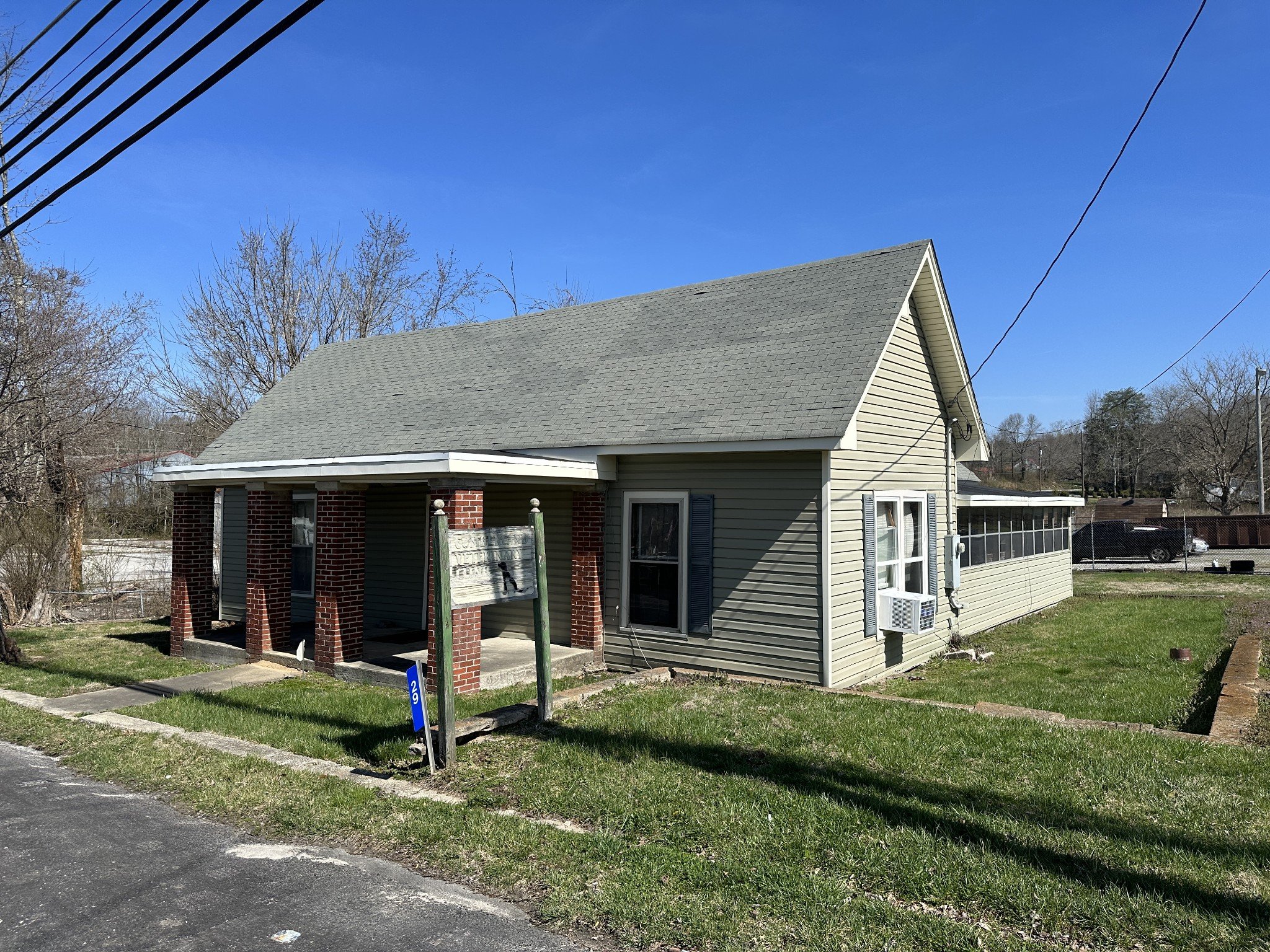 29 Main St, Tracy City, TN  37387