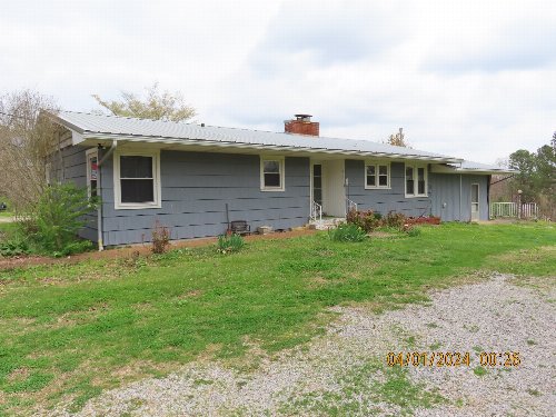 2462 Powdermill Hill Rd, Lawrenceburg, TN  38464