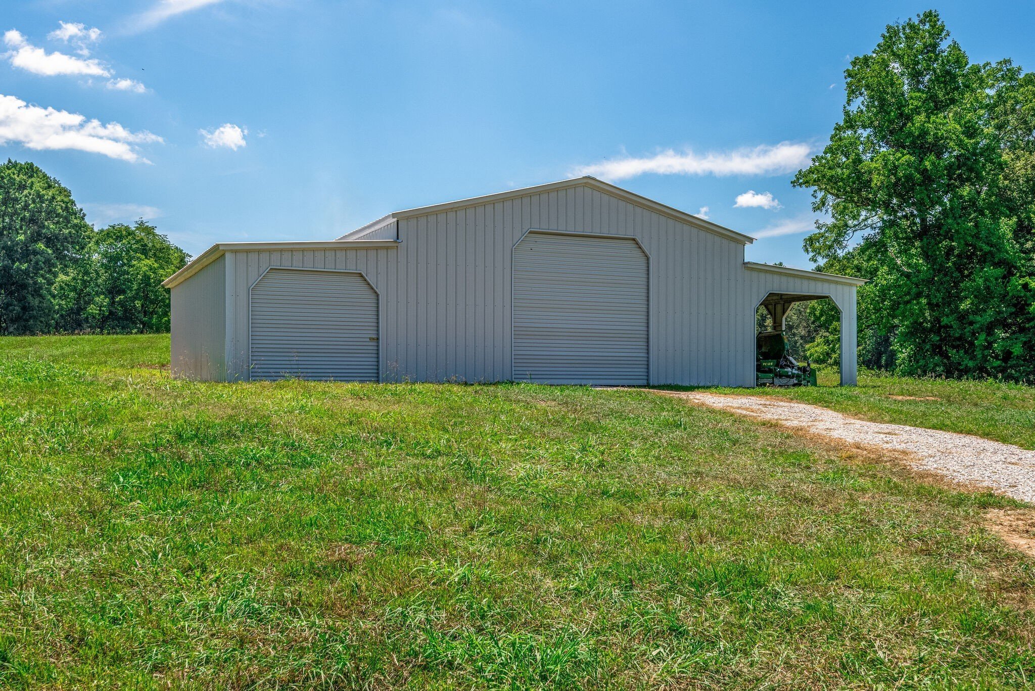 185 Thompson Rd, Dickson, TN  37055