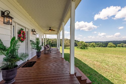 185 Thompson Rd, Dickson, TN  37055