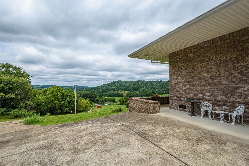 3056 Martin Hollow Rd, Culleoka, TN  38451