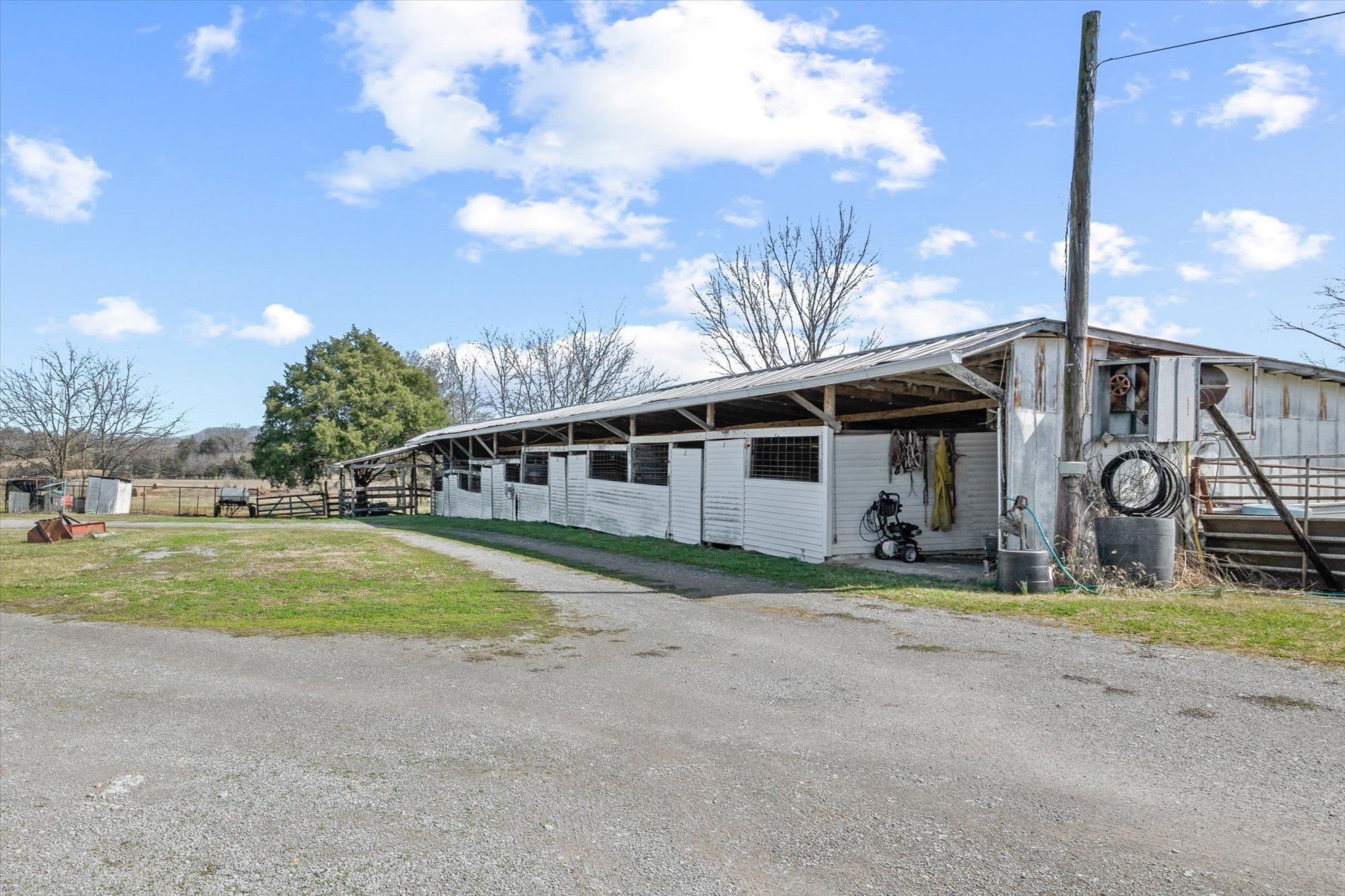 3261 Bell Rd, Watertown, TN  37184