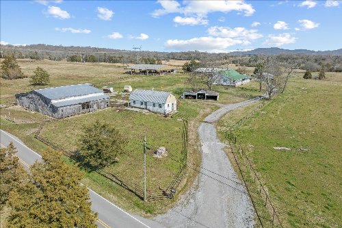 3261 Bell Rd, Watertown, TN  37184