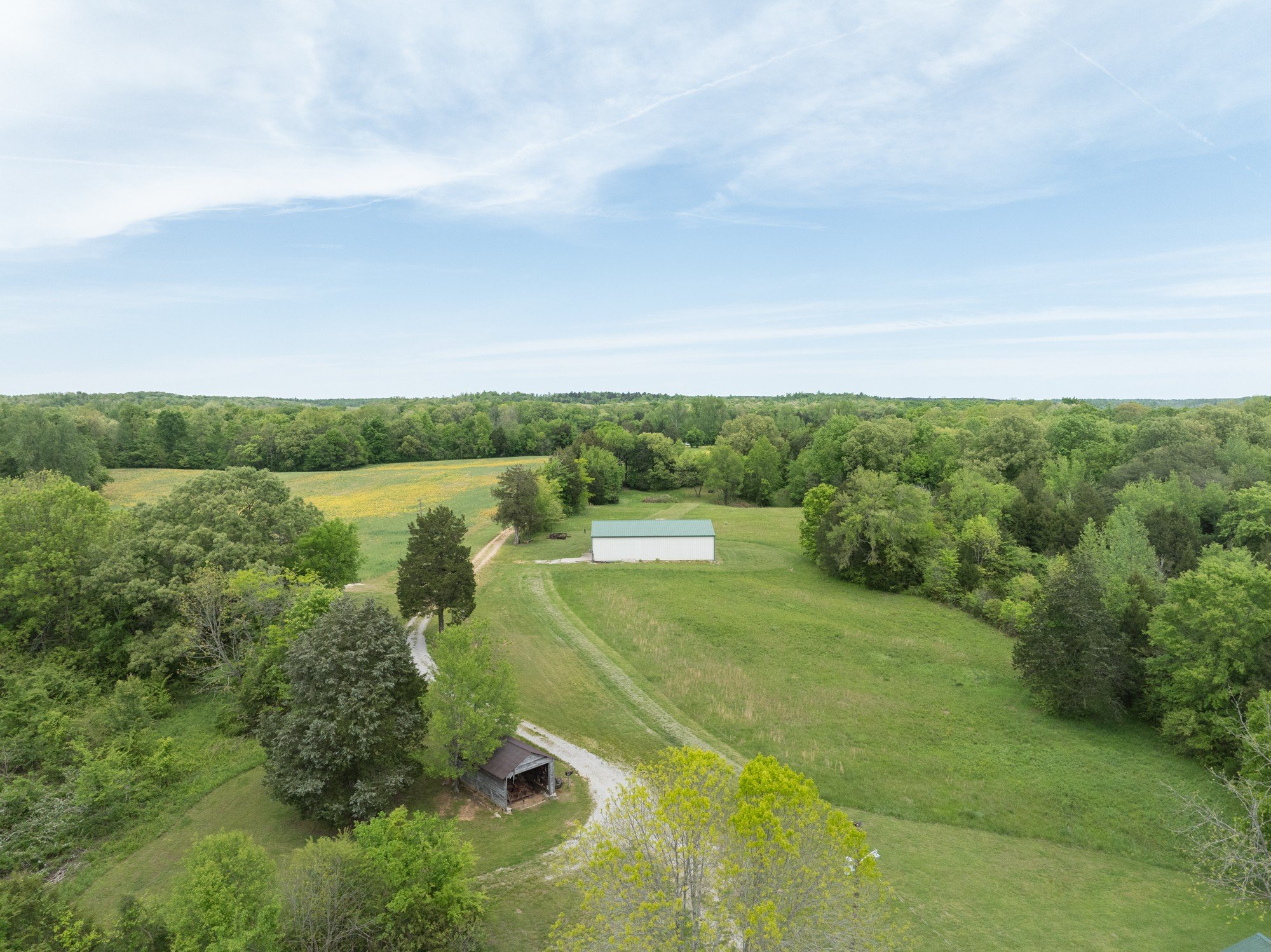 319 Baker Ln, Nunnelly, TN  37137