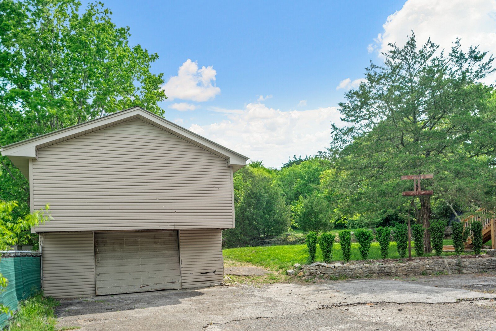 3523 Whites Creek Pike, Nashville, TN  37207