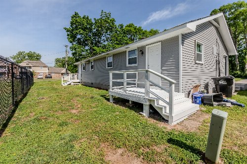 1014 Gunnerson Ave, Murfreesboro, TN  37130