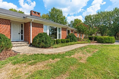 2132 Old Hickory Blvd, Nashville, TN  37215