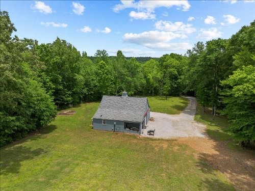 100 Croff Ln, MC EWEN, TN  37101